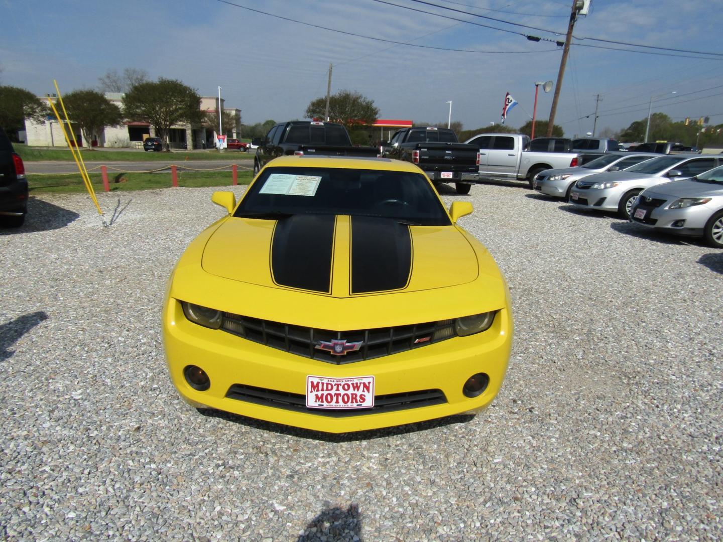 2010 YELLOW /Black Chevrolet Camaro LT1 Coupe (2G1FB1EVXA9) with an 3.6L V6 DOHC 24V engine, Automatic transmission, located at 15016 S Hwy 231, Midland City, AL, 36350, (334) 983-3001, 31.306210, -85.495277 - Photo#1